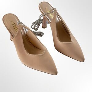 X2B Women's Pointed Toe Slingback Heels w Silver Lace NWOT